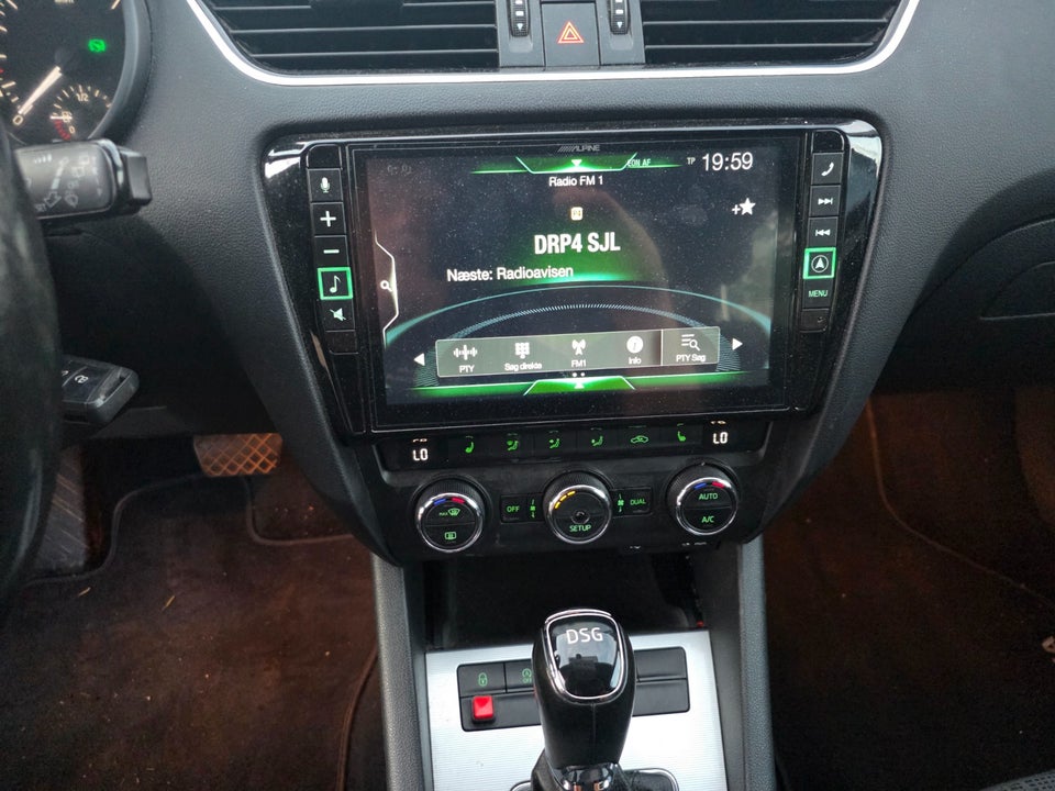 Skoda Octavia 1,8 TSi 180 Elegance DSG 5d