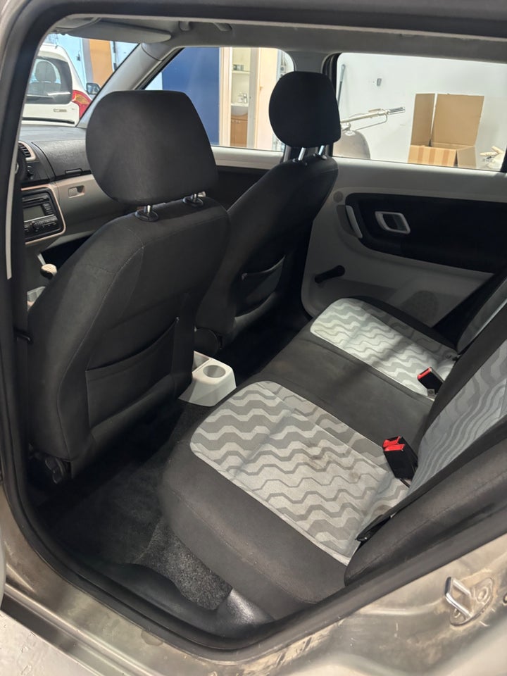 Skoda Fabia 1,6 16V Elegance 5d