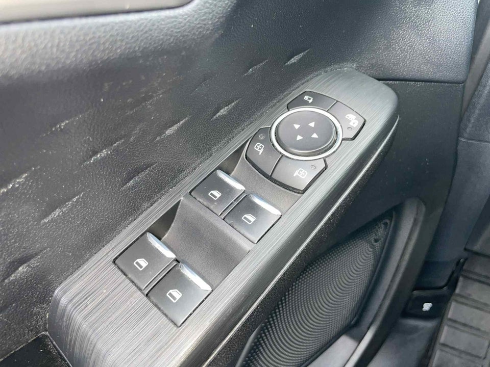 Ford Kuga 2,5 PHEV Titanium CVT 5d