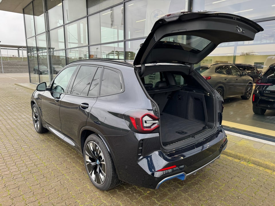 BMW iX3 Charged Plus M-Sport 5d