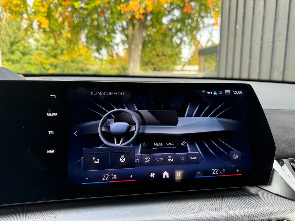 BMW iX2 xDrive30 M-Sport 5d