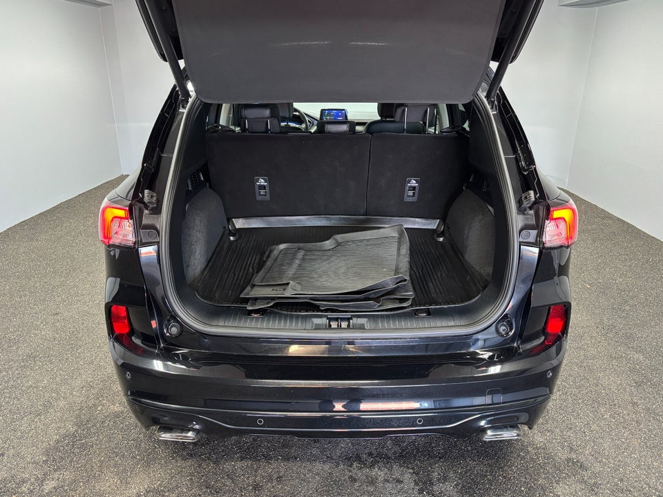 Ford Kuga 2,5 PHEV Vignale CVT 5d