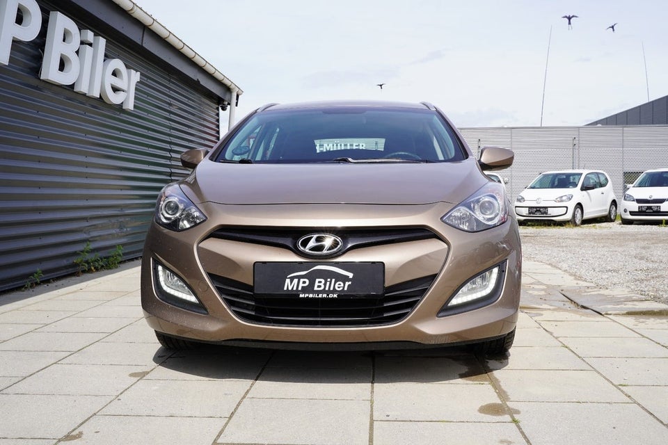 Hyundai i30 1,4 CVVT Comfort XTR CW 5d