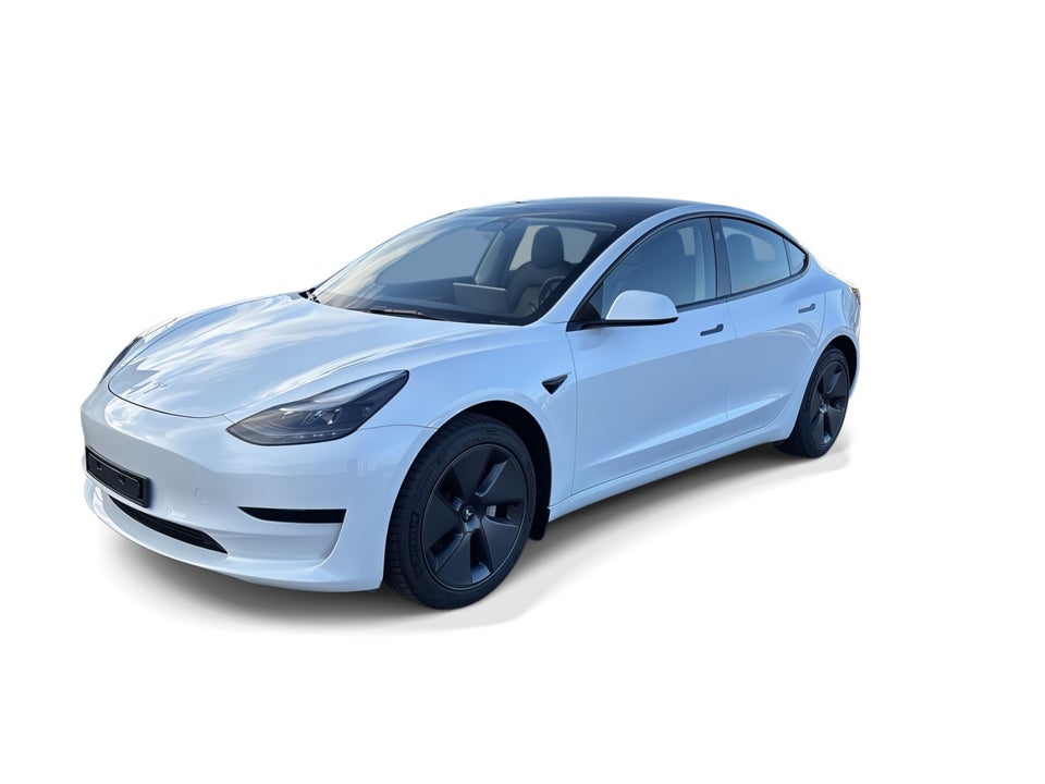 Tesla Model 3 Standard Range+ RWD 4d