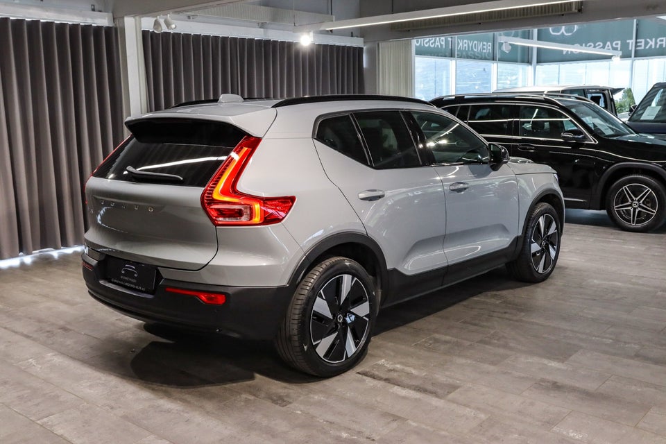 Volvo EX40 Extended Range Plus 5d