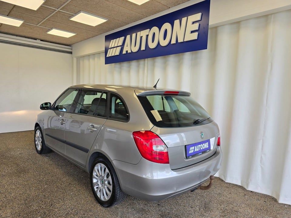 Skoda Fabia 1,2 TSi 86 Ambiente Combi 5d
