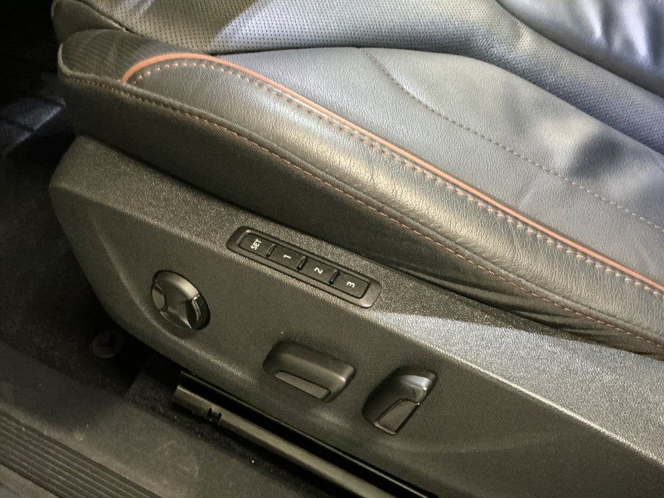 Skoda Enyaq 80 iV Suite 5d