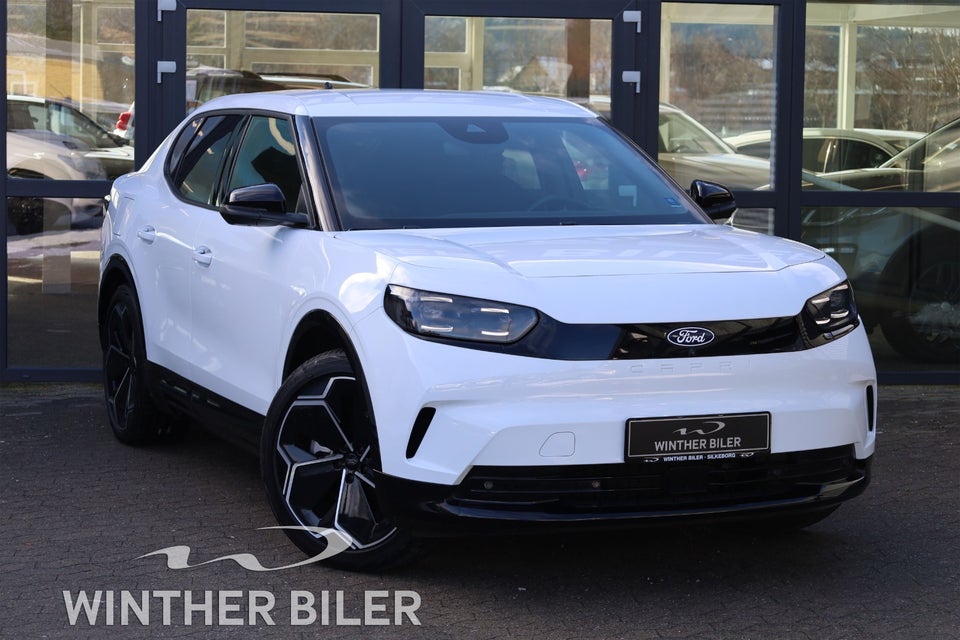 Ford Capri 77 Premium Extended Range 5d