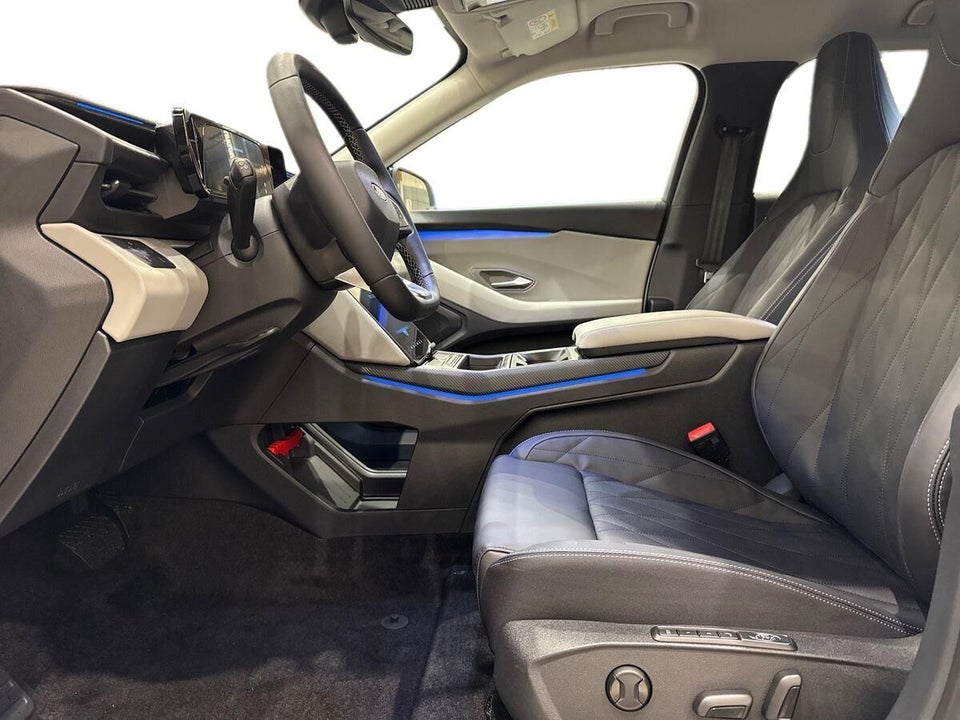 Ford Explorer 77 Premium Extended Range 5d