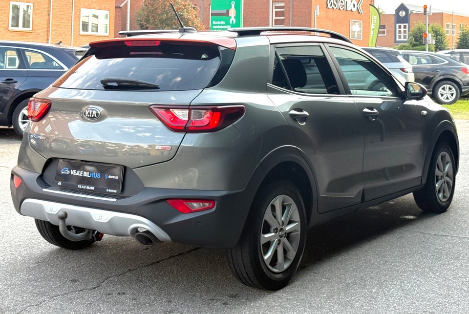 Kia Stonic 1,0 T-GDi Attraction+ 5d