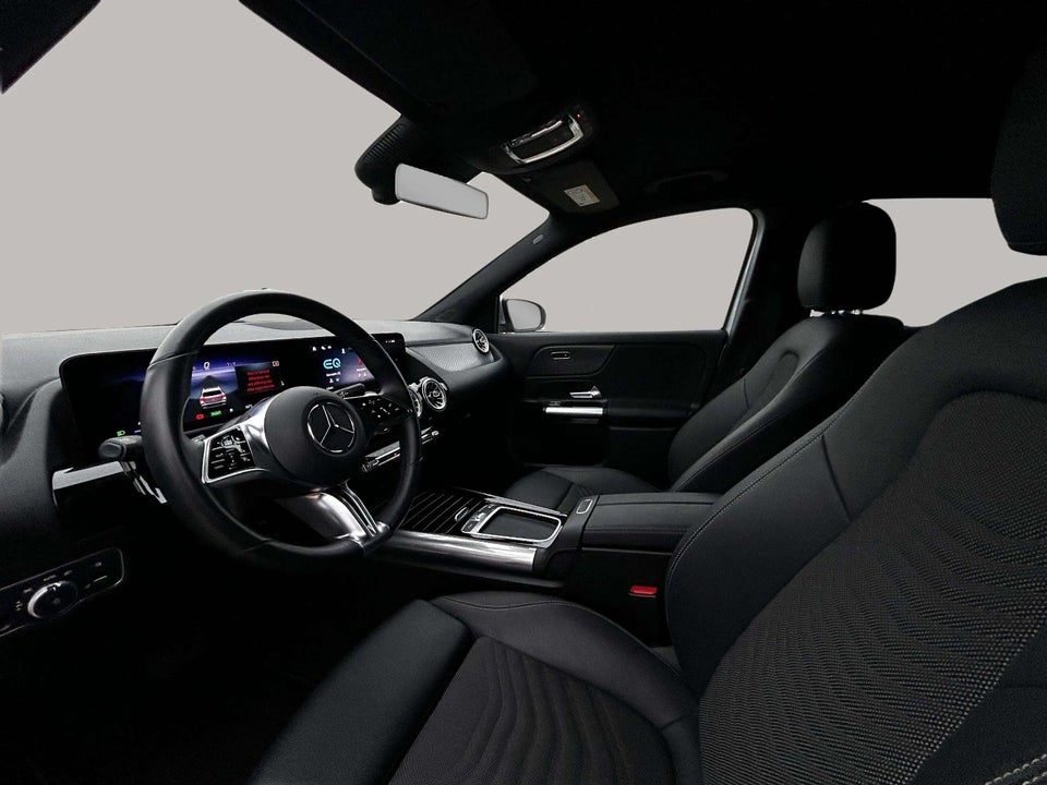 Mercedes EQA250+ Progressive 5d