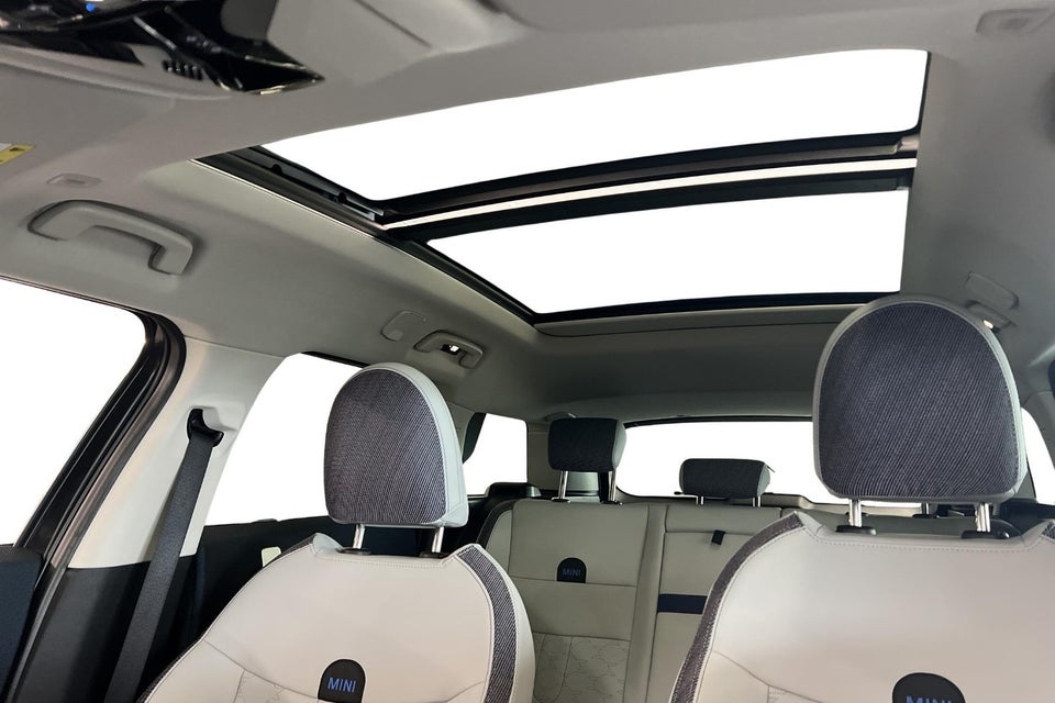 MINI Countryman E Classic Trim M 5d