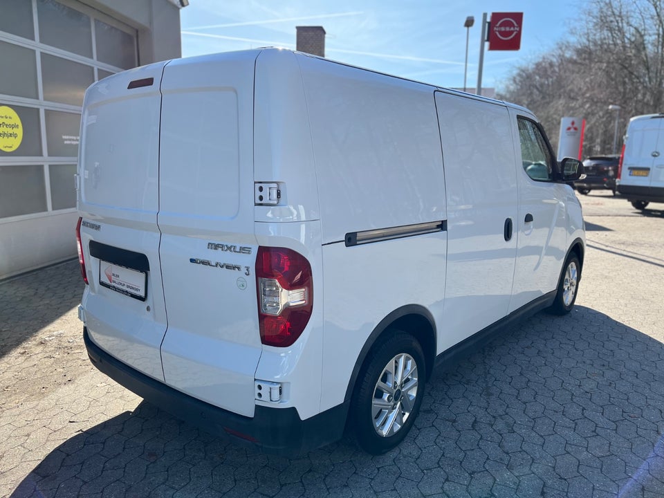 Maxus e-Deliver 3 52 Cargo Van SWB