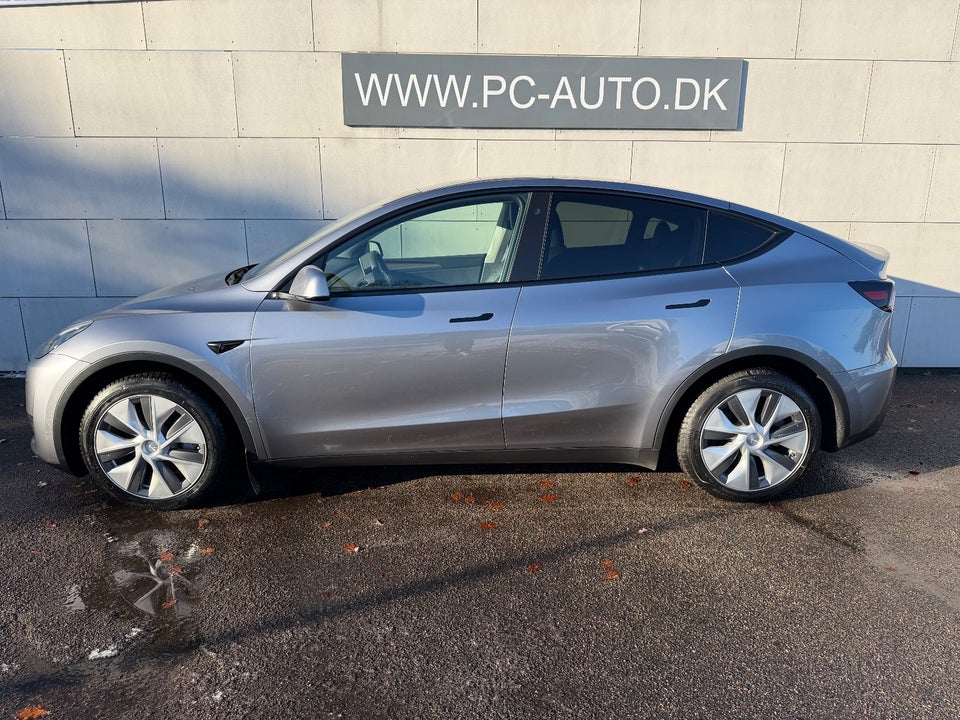 Tesla Model Y Long Range AWD 5d