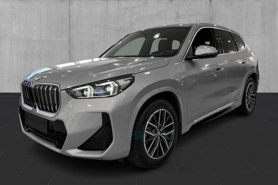 BMW iX1 xDrive30 M-Sport 5d