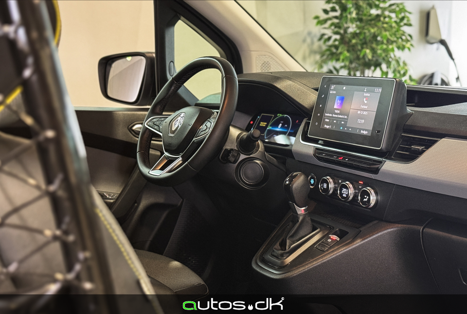 Renault Kangoo E-Tech Open Sesame L1 Van