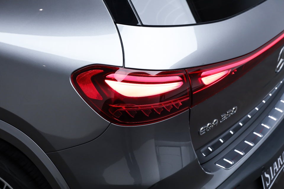 Mercedes EQA350 AMG Premium 4Matic 5d