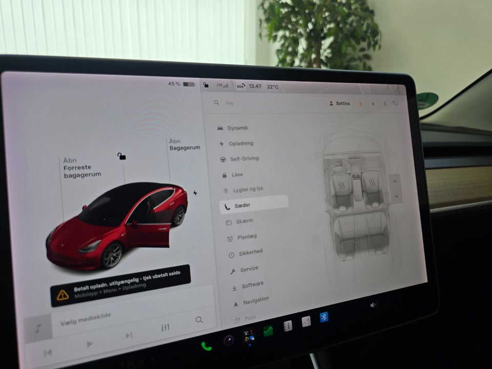 Tesla Model 3 Standard Range+ RWD 4d