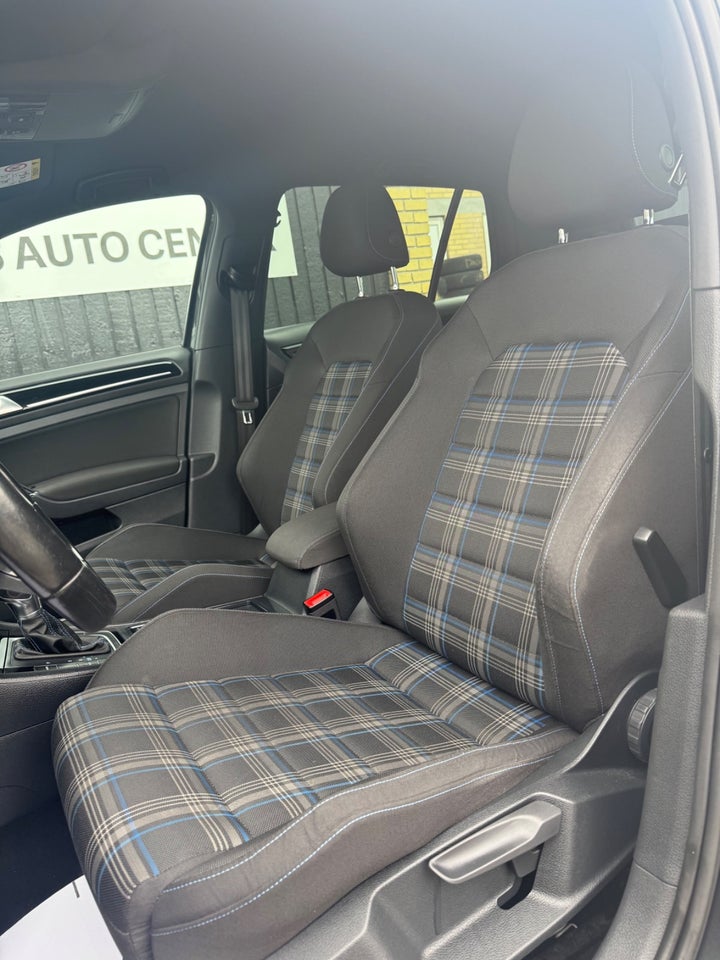 VW Golf VII 1,4 GTE DSG 5d