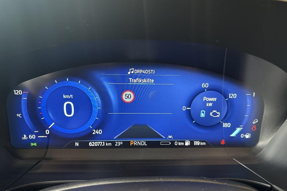 Ford Kuga 2,5 PHEV Titanium CVT 5d