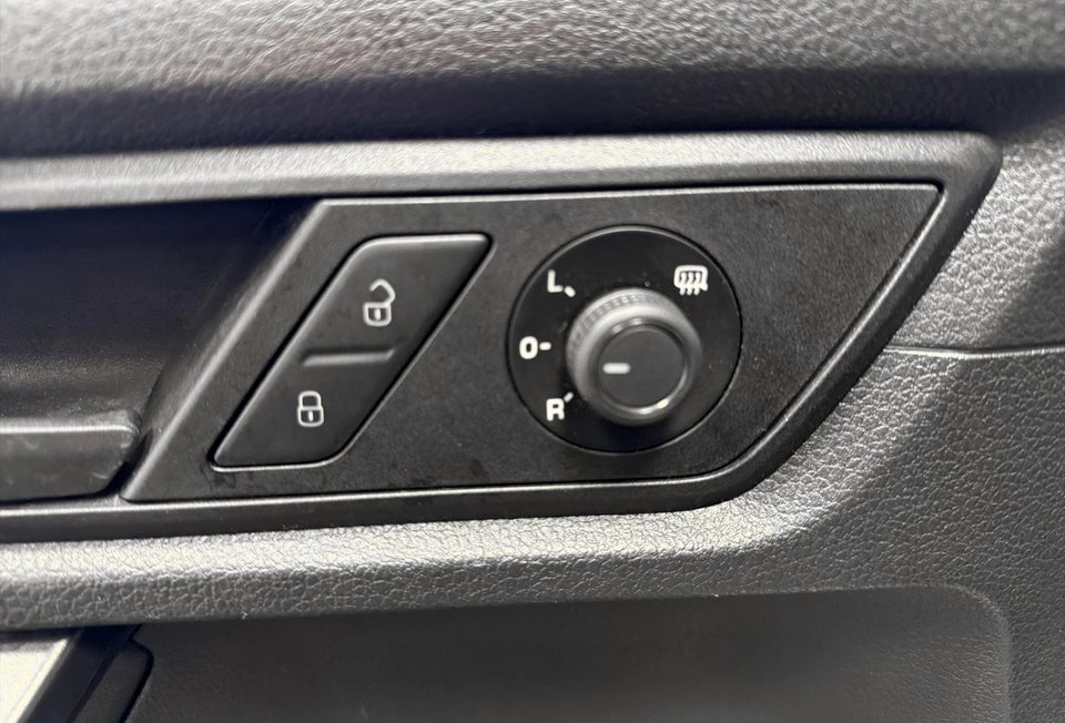 VW Caddy Maxi 2,0 TDi 102 DSG BMT Van 4d