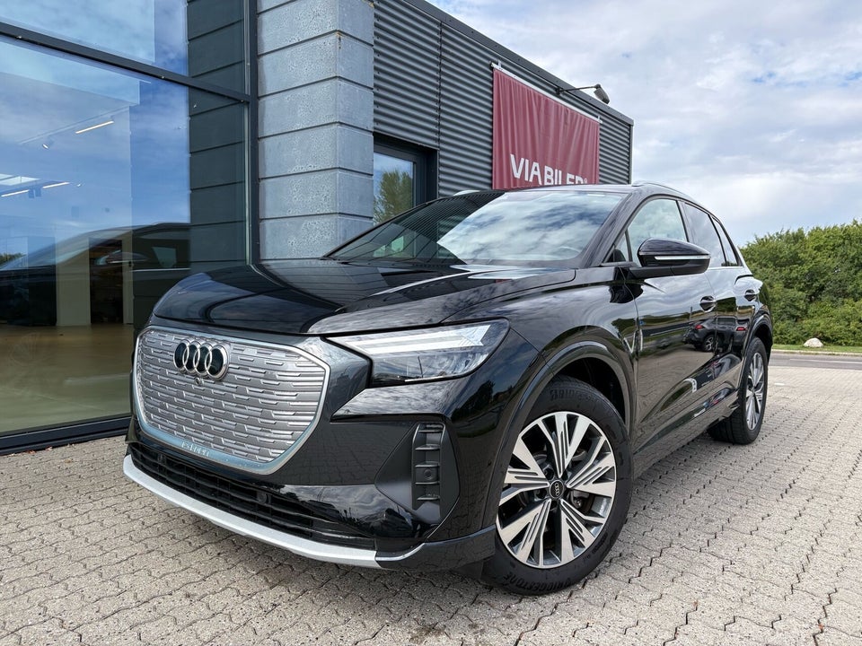 Audi Q4 e-tron 40 Advanced 5d