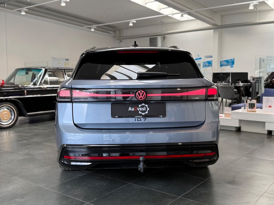 VW ID.7 77 Style Tourer 5d