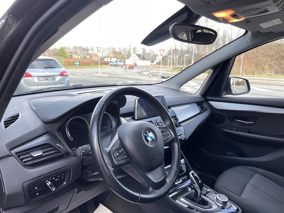 BMW 218d 2,0 Gran Tourer Connected aut. 5d