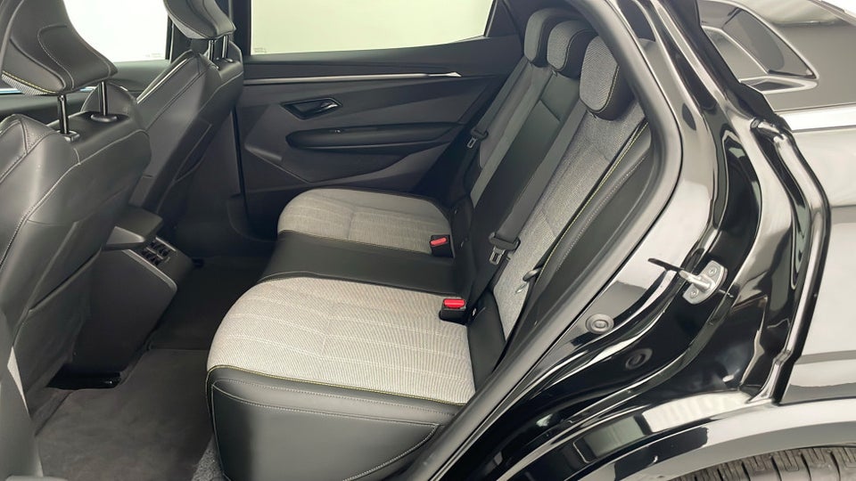 Renault Megane E-Tech 60 Techno 5d