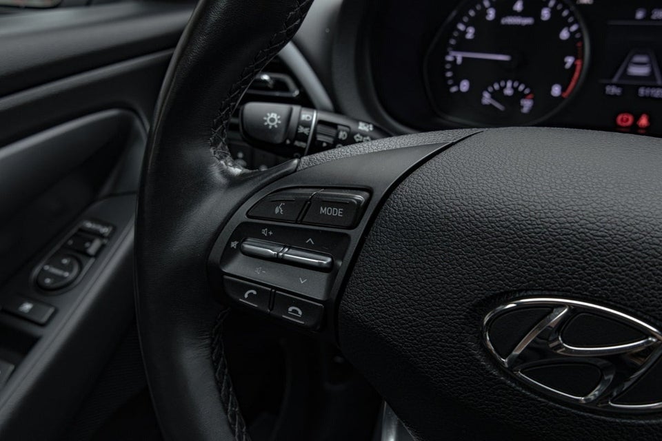 Hyundai i30 1,0 T-GDi Essential stc. 5d