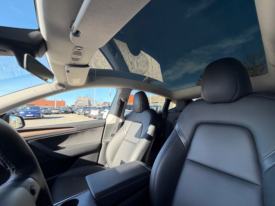 Tesla Model Y Performance AWD 5d