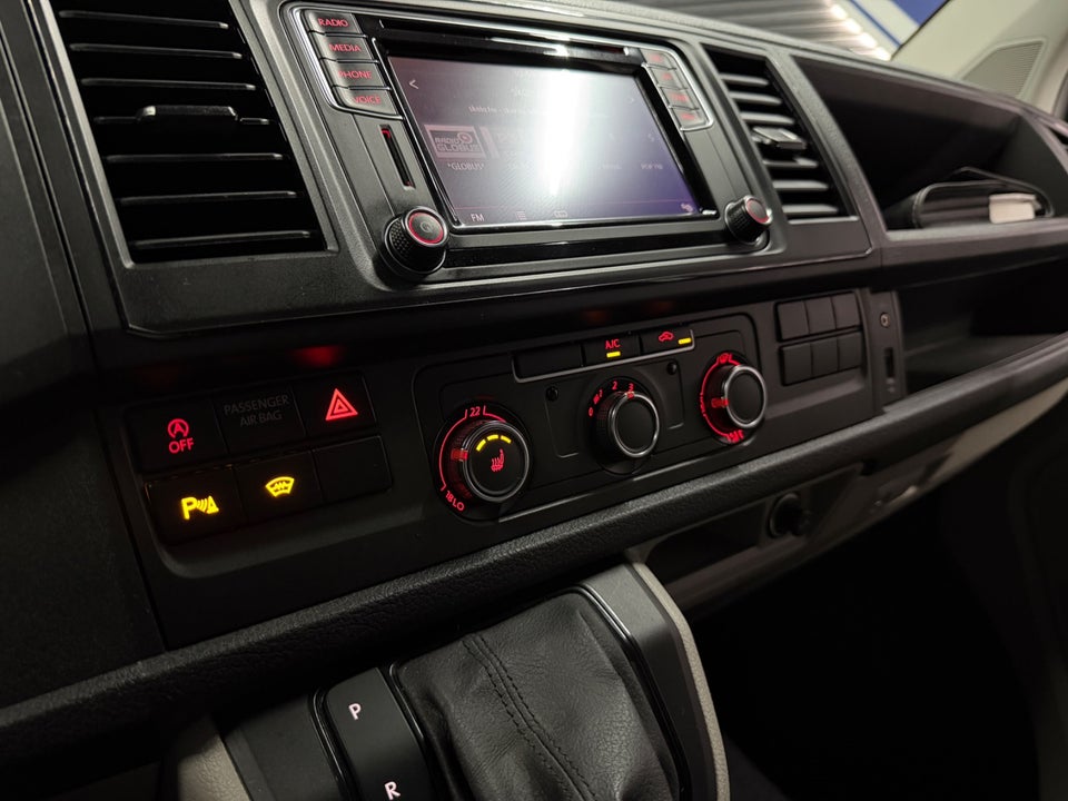 VW Transporter 2,0 TDi 150 Kassevogn DSG lang