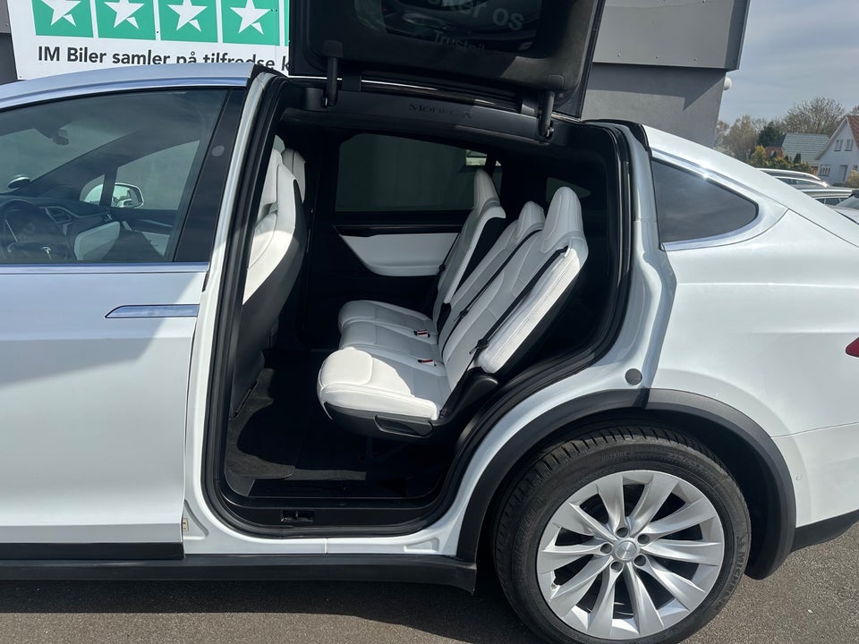 Tesla Model X 90D 5d
