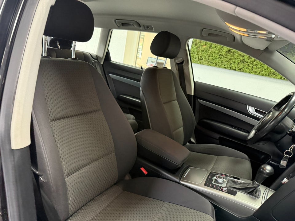 Audi A6 2,4 V6 Avant Multitr. 5d