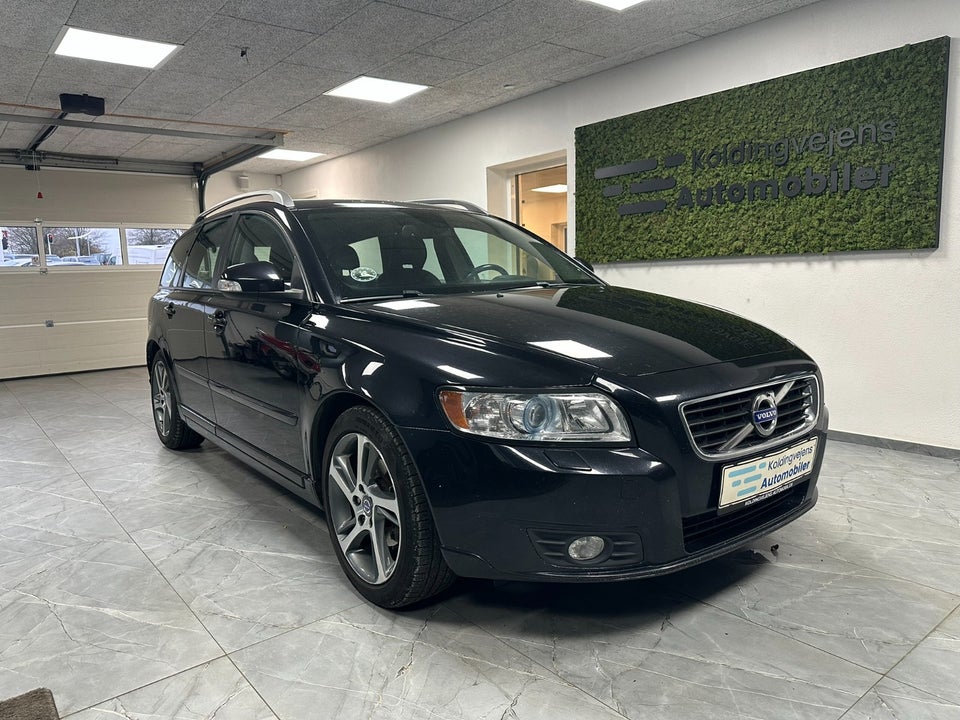 Volvo V50 1,6 D2 115 Momentum 5d