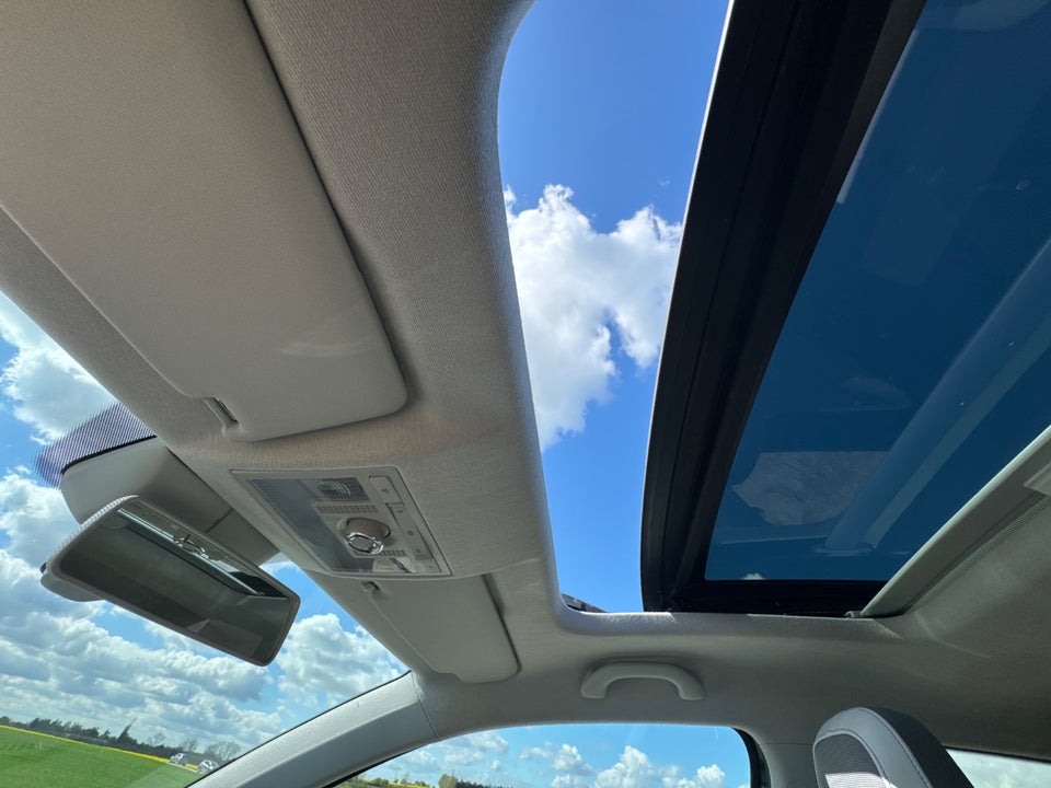VW e-Up! High Up! 5d