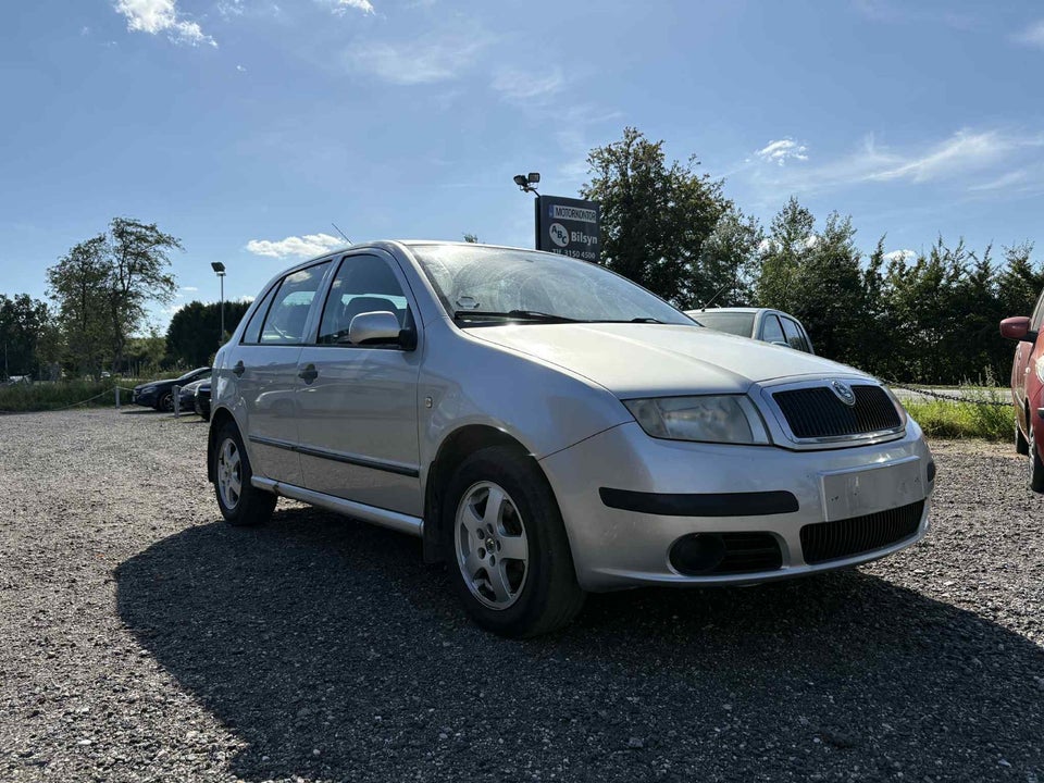 Skoda Fabia 1,4 16V 75 Ambiente Combi 5d