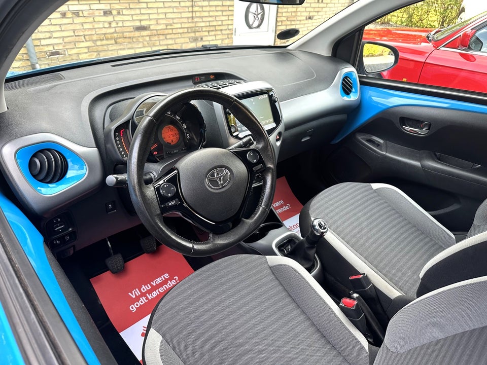 Toyota Aygo 1,0 VVT-i x-pression 5d