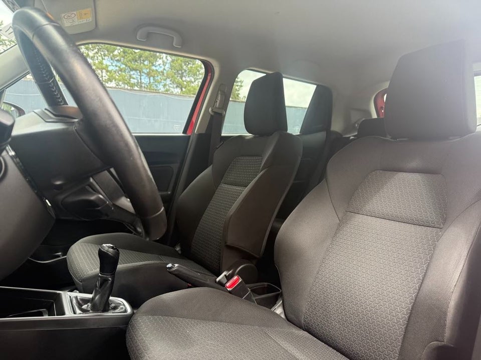 Suzuki Swift 1,0 Boosterjet SHVS Exclusive 5d