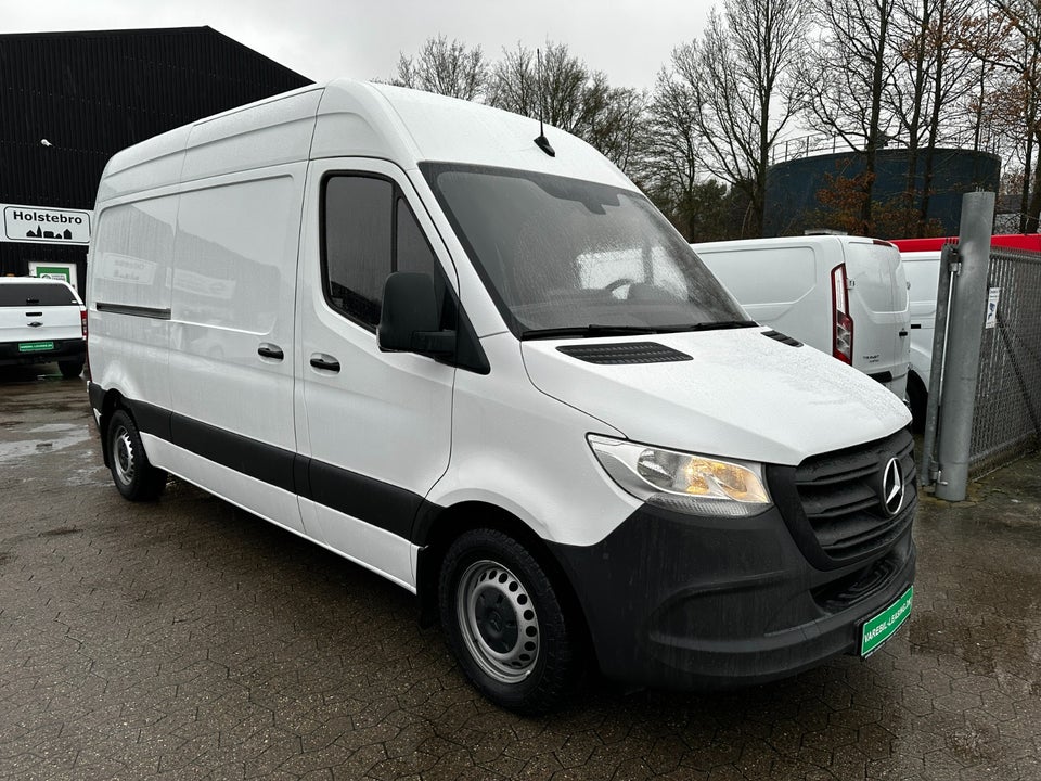 Mercedes Sprinter 214 2,2 CDi A2 Kassevogn aut. FWD