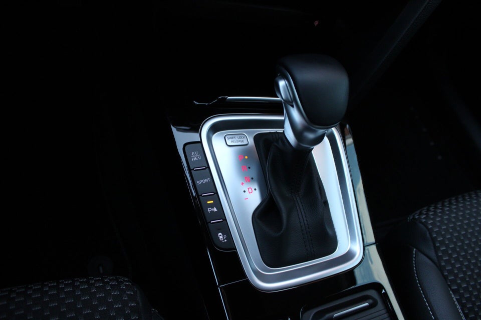 Kia Ceed 1,6 PHEV Upgrade Intro SW DCT 5d