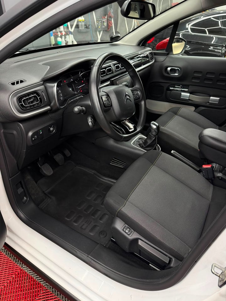 Citroën C3 1,6 BlueHDi 100 SkyLine 5d