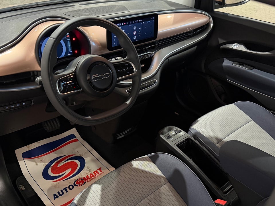 Fiat 500e 42 Icon 3d