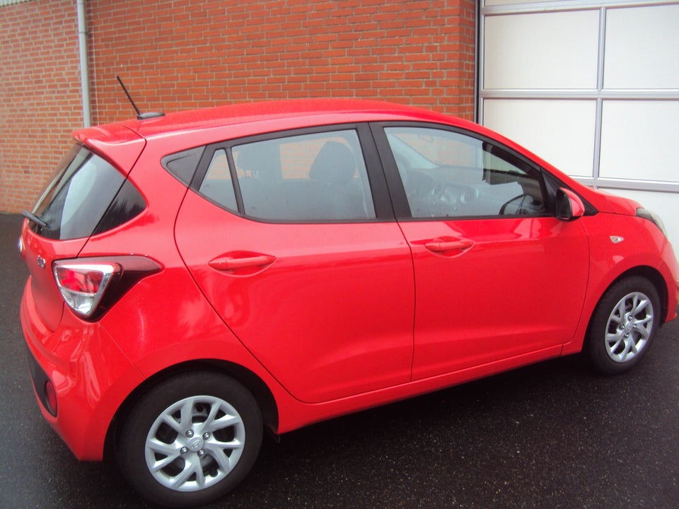Hyundai i10 1,0 Touch 5d