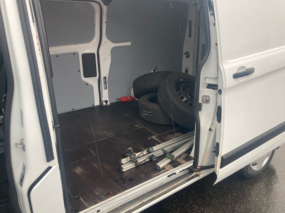 Ford Transit Custom 320L 2,0 TDCi 130 Trend