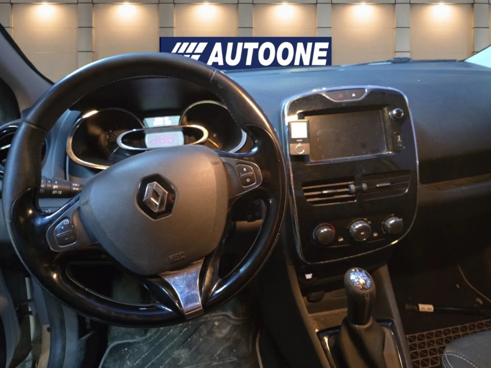 Renault Clio IV 0,9 TCe 90 Expression Sport Tourer 5d