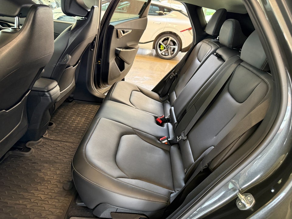 Kia EV6 77 Long Range Upgrade+ 5d