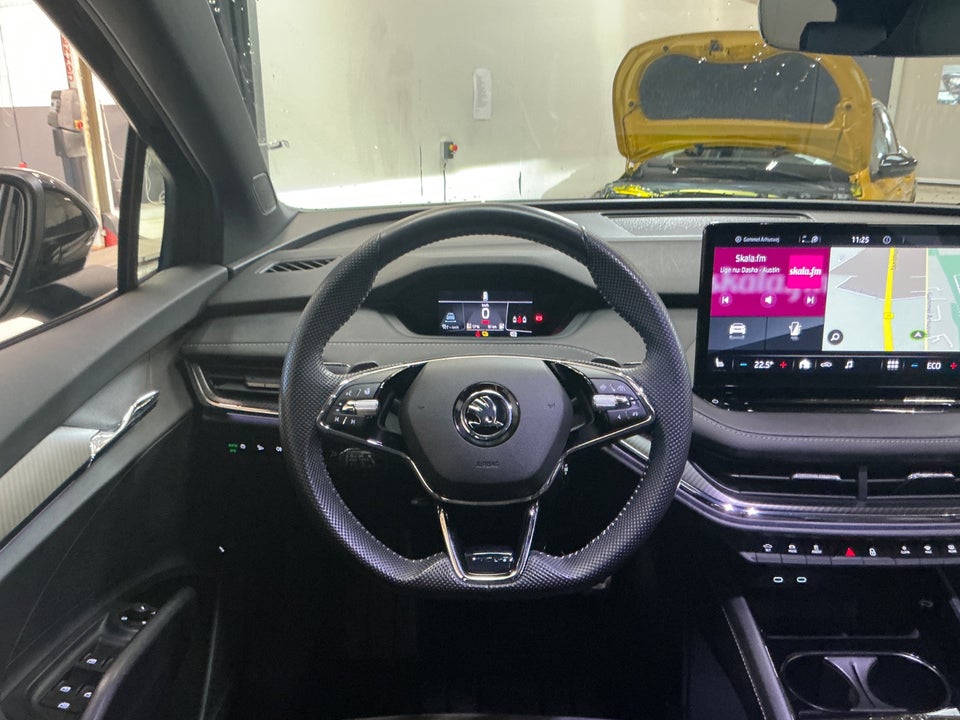 Skoda Enyaq 80x iV Sportline 5d