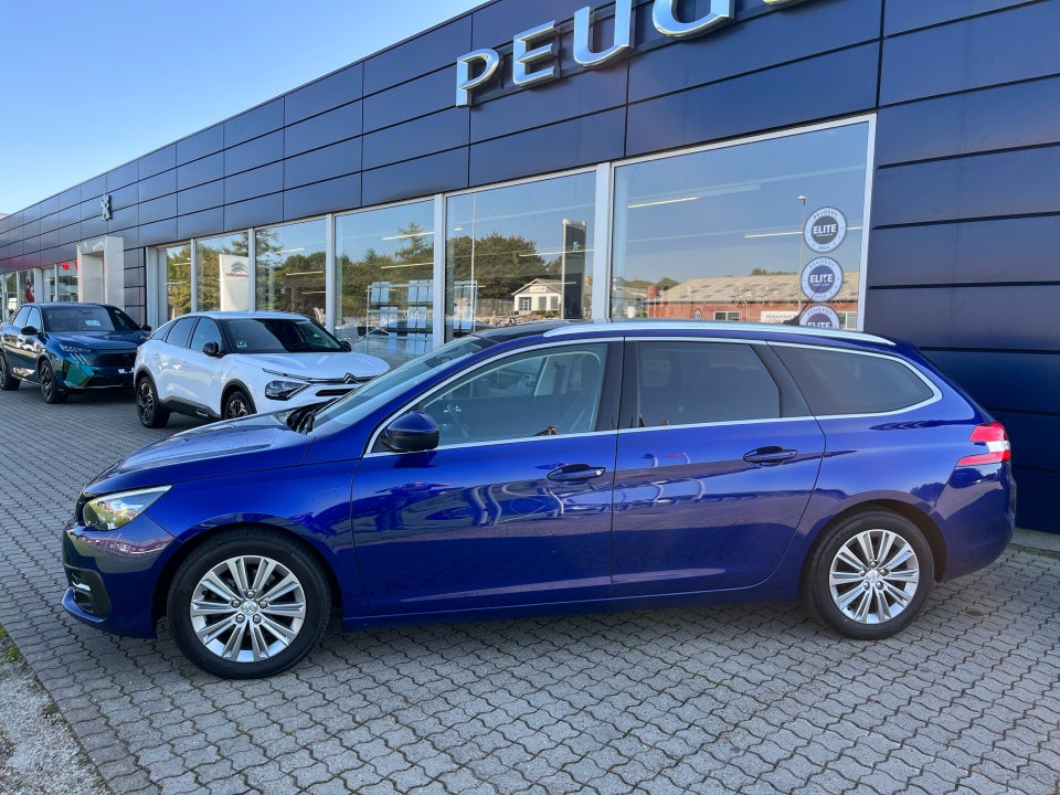 Peugeot 308 1,5 BlueHDi 130 Infinity Sky SW 5d