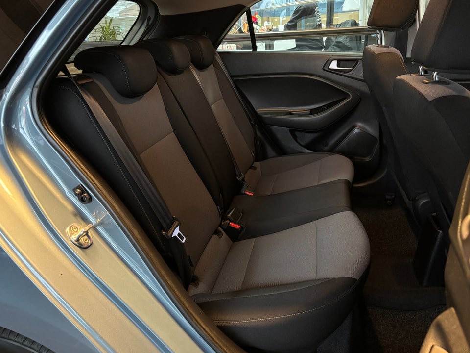 Hyundai i20 1,25 Vision 5d